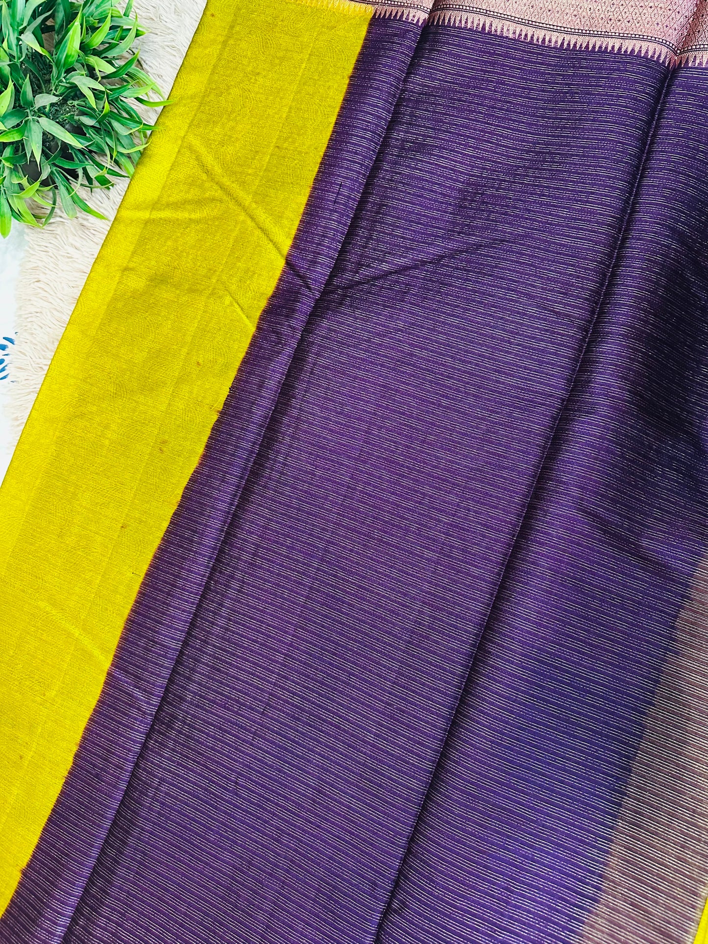 Vibrant Green Mulberry Worm Silk Saree