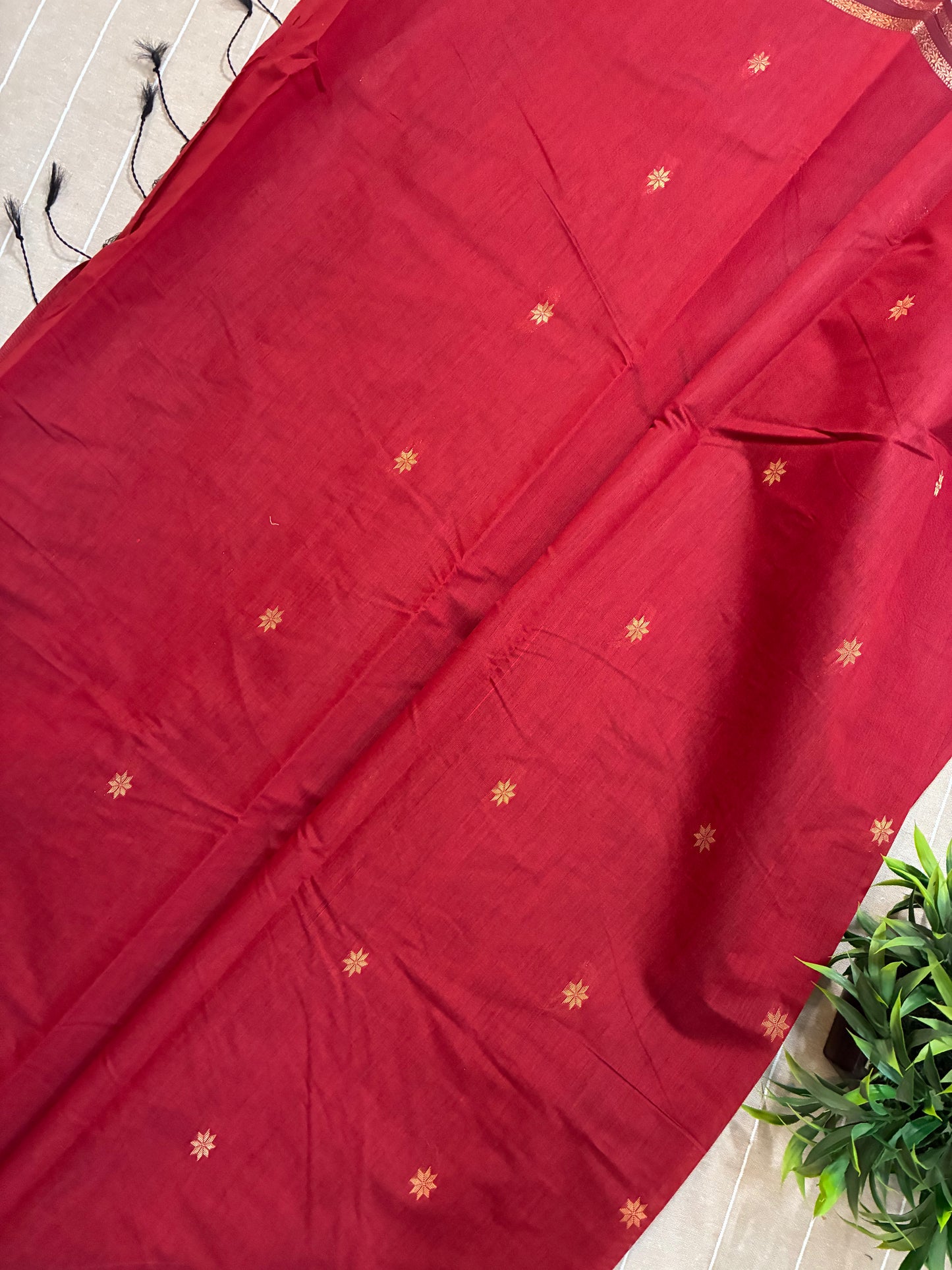 Deep Red Maheshwari Cotton Silk Saree