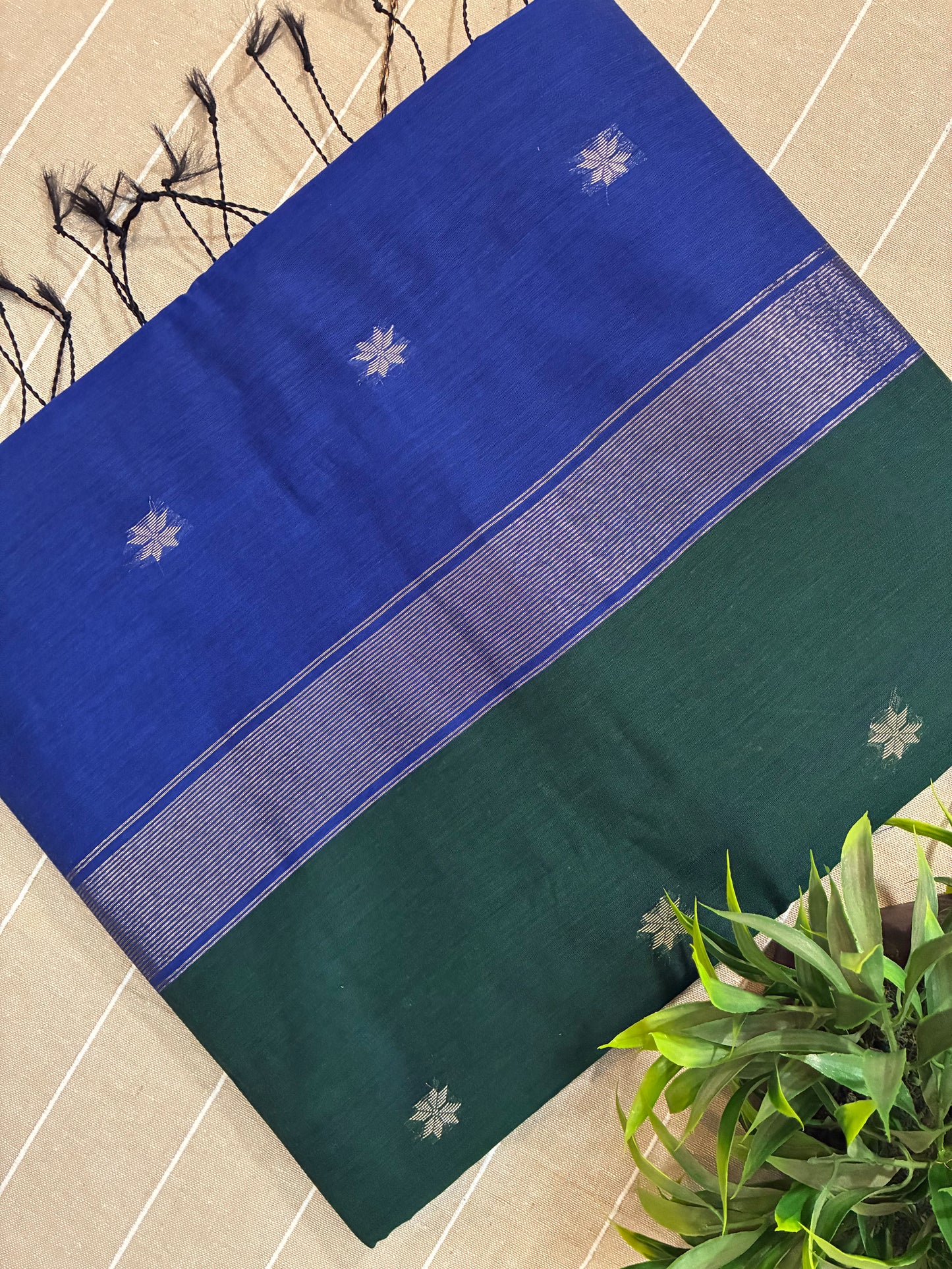 Deep Green Maheshwari Cotton Silk Saree