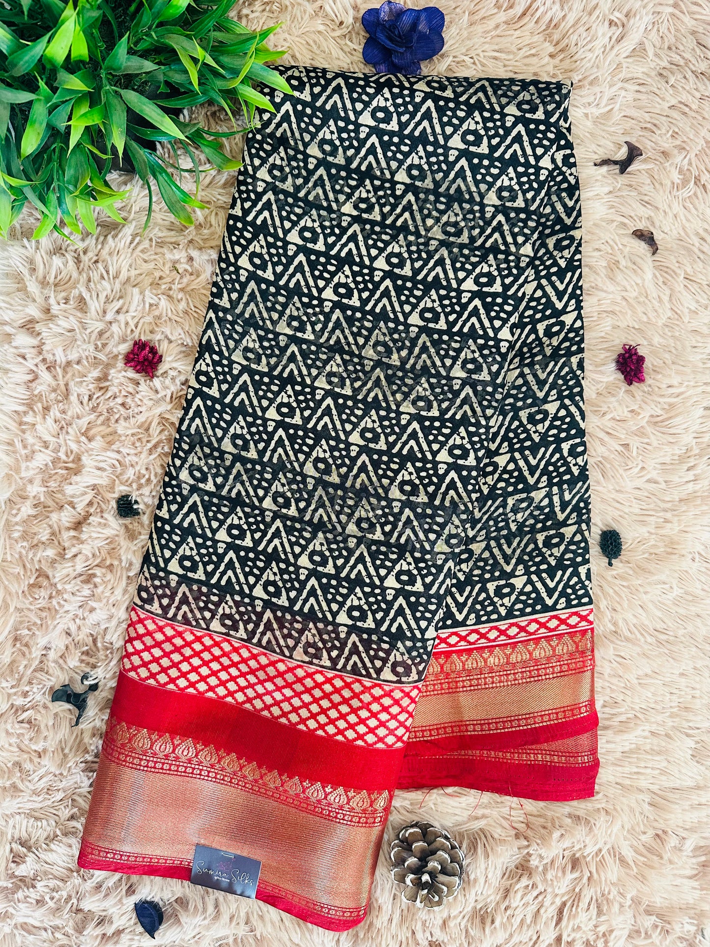 Black Pattern Silk Saree