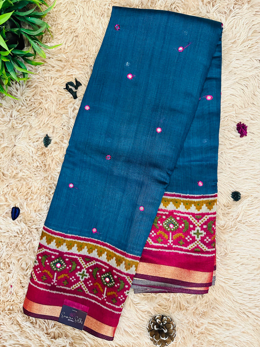 Navy Blue Maheshwari Silk Saree